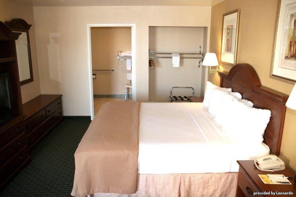 Surestay Hotel By Best Western Fernley Ruang foto